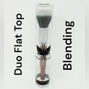 Bellus Mystique Professional Duo Flat Top Makeup Brush For Blending, Goat Hair